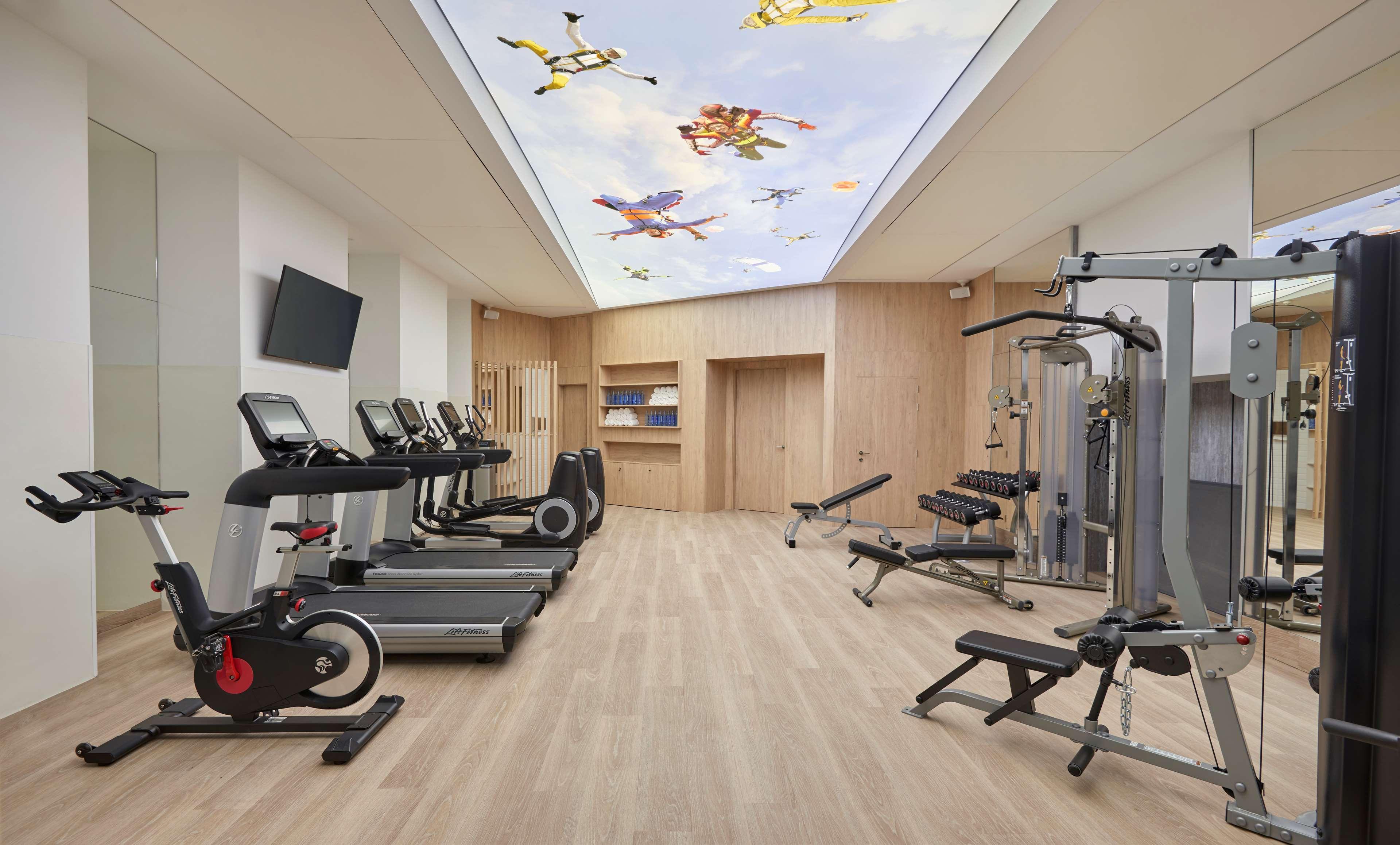 ไฮแอท เซ็นตริก กรัน เวีย มาดริด Hotel ภายนอก รูปภาพ The gym at the hotel